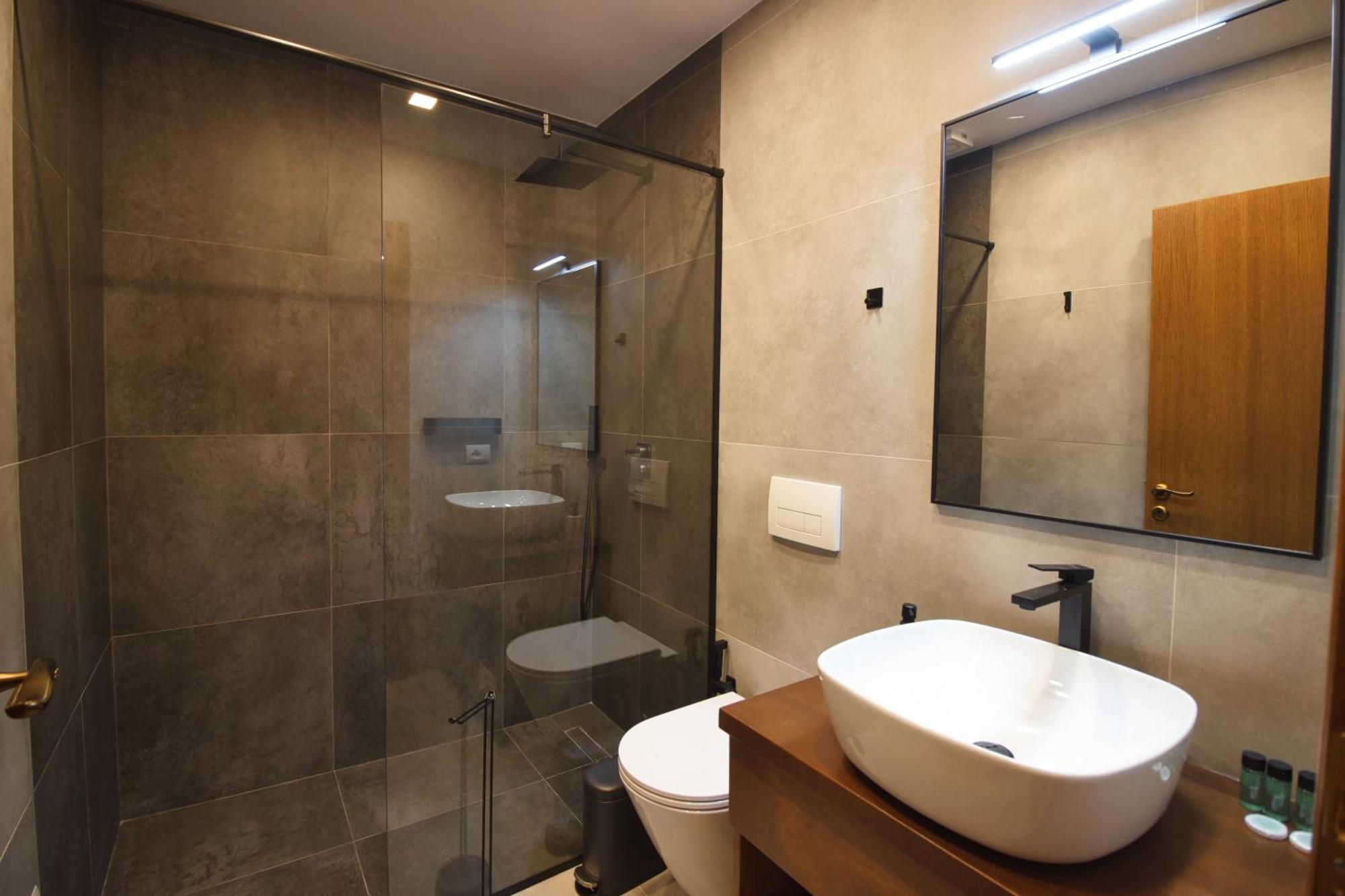 Castlefront Villa Gjirokaster Exterior photo